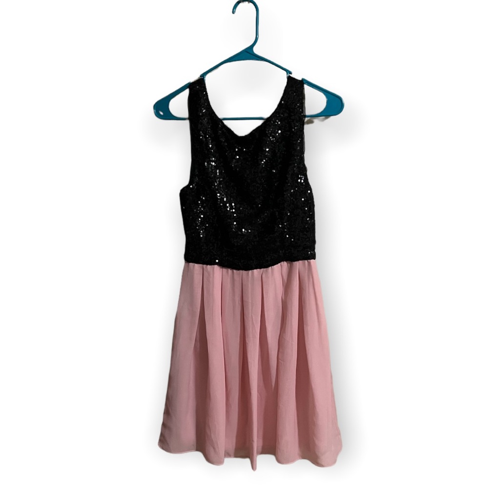Black Sequin and Light Pink Cocktail Dress Size 7/8